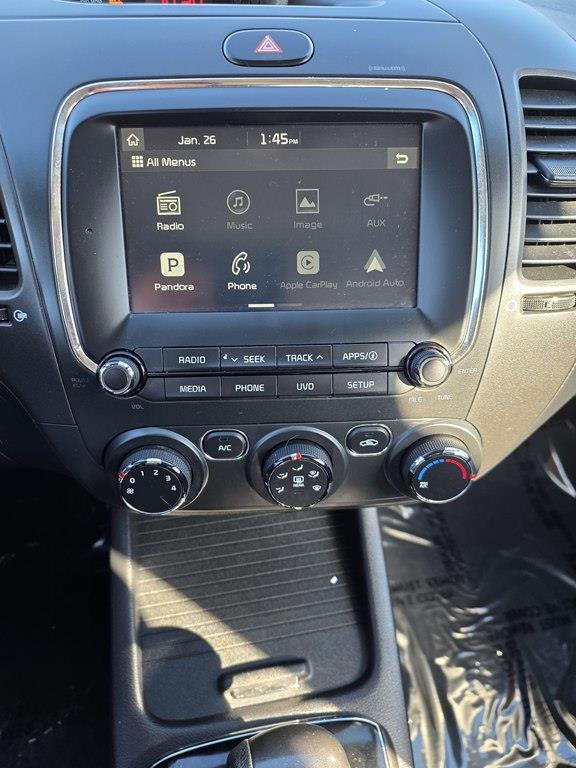 Kia Forte 5-Door LX 2017