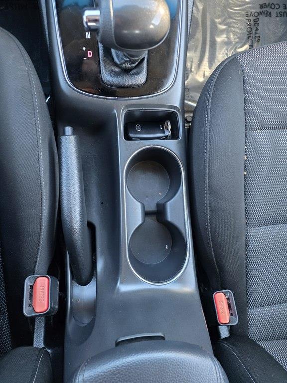 Kia Forte 5-Door LX 2017