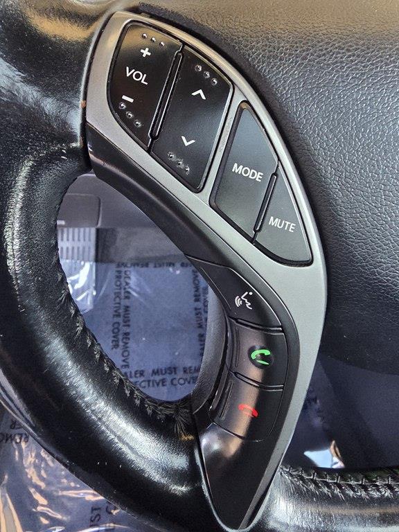 Hyundai Elantra SE 6AT 2015