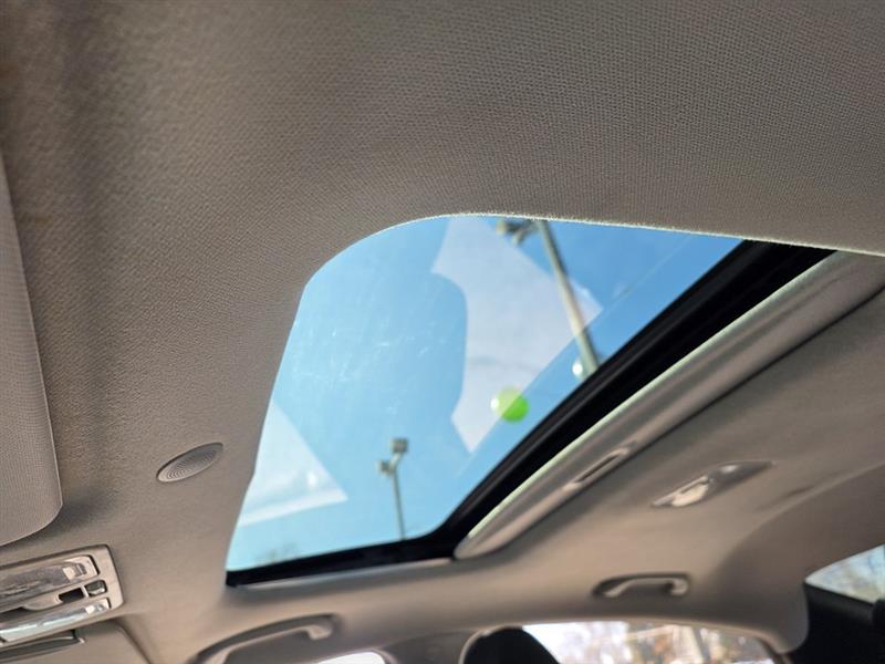 Hyundai Elantra SE 6AT 2015