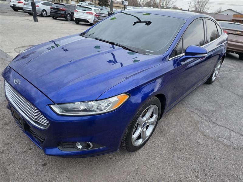 Ford Fusion SE 2015