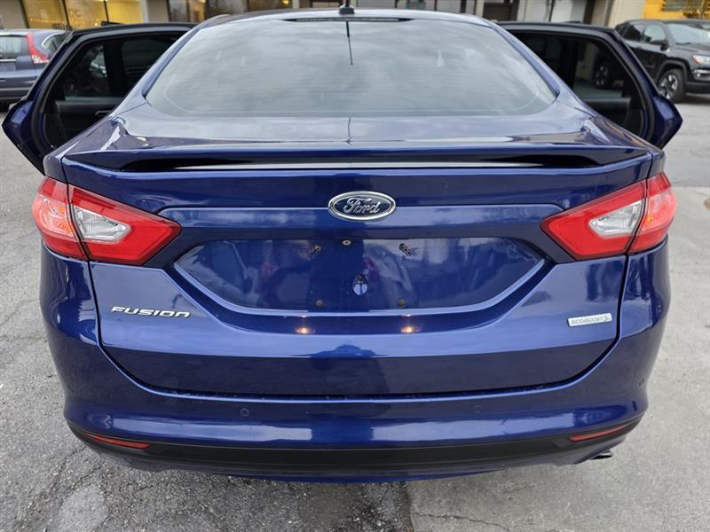 Ford Fusion SE 2015