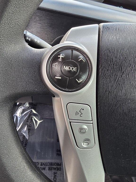 Toyota Prius c Four 2014