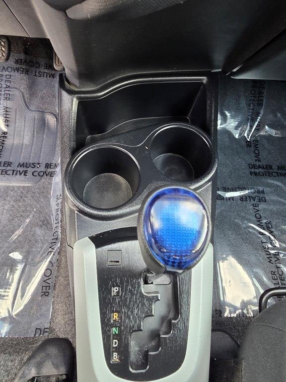 Toyota Prius c Four 2014