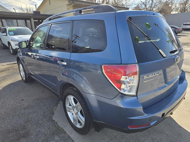 Subaru Forester 2.5X Premium 2010