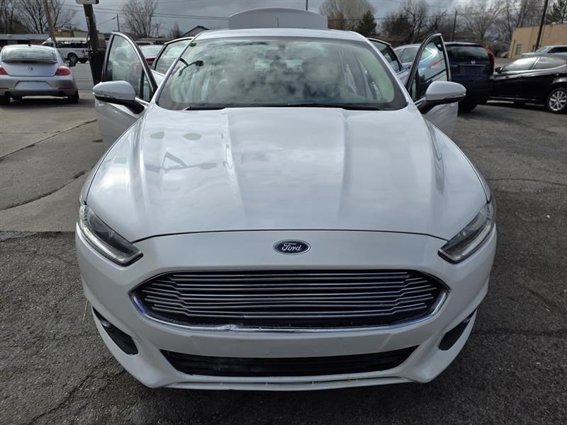 Ford Fusion SE 2016