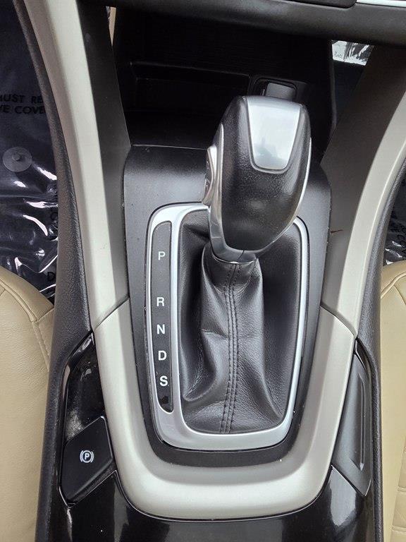 Ford Fusion SE 2016