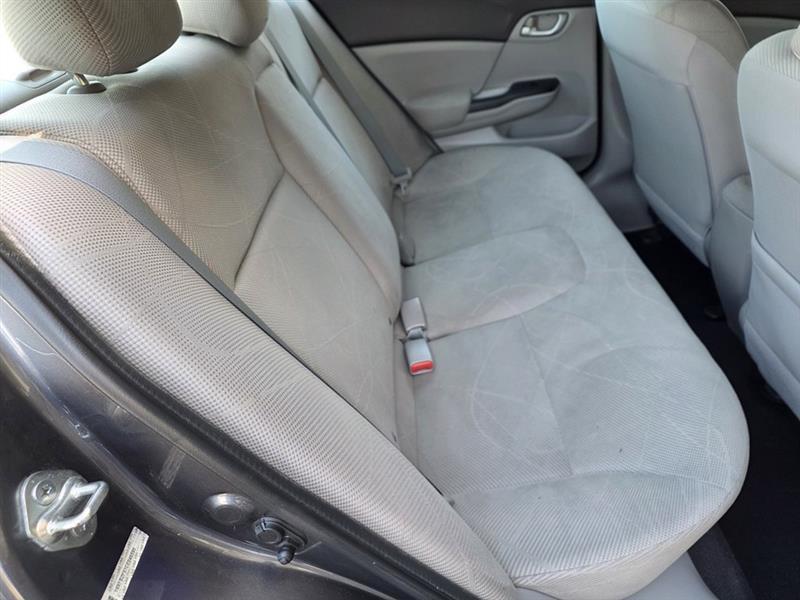 Honda Civic LX Sedan 5-Speed AT 2012