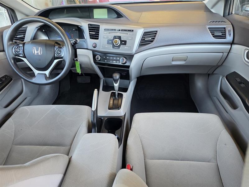 Honda Civic LX Sedan 5-Speed AT 2012