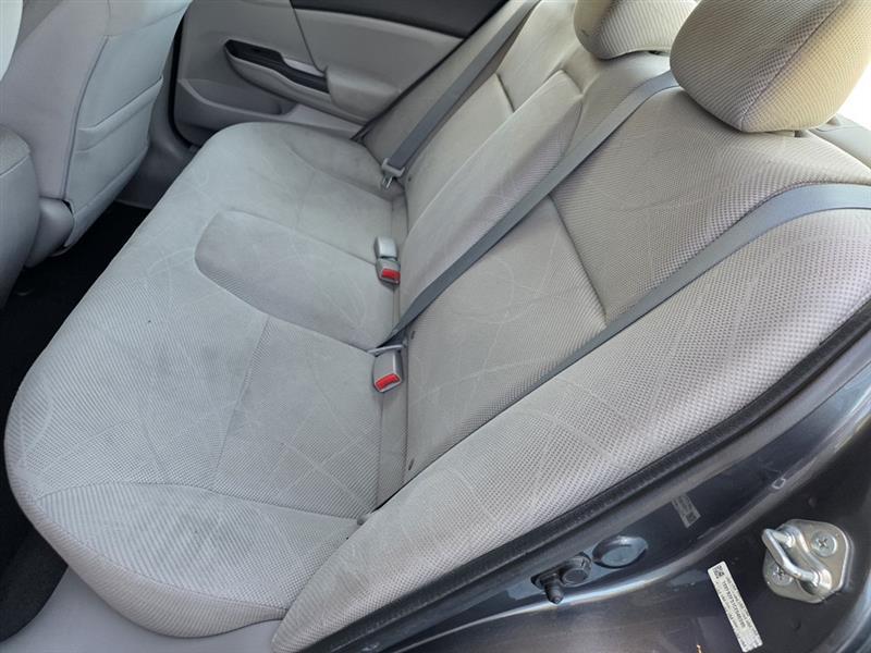 Honda Civic LX Sedan 5-Speed AT 2012