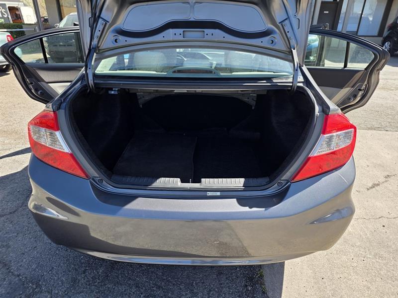 Honda Civic LX Sedan 5-Speed AT 2012