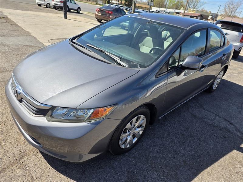 Honda Civic LX Sedan 5-Speed AT 2012