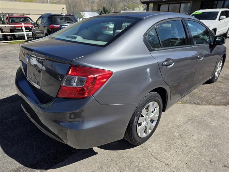 Honda Civic LX Sedan 5-Speed AT 2012