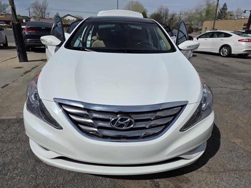 Hyundai Sonata SE Auto 2013