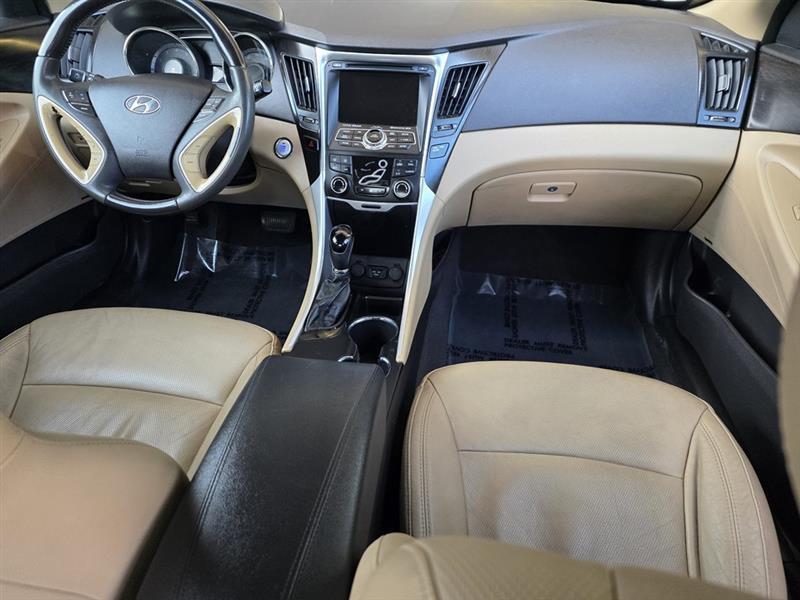 Hyundai Sonata SE Auto 2013