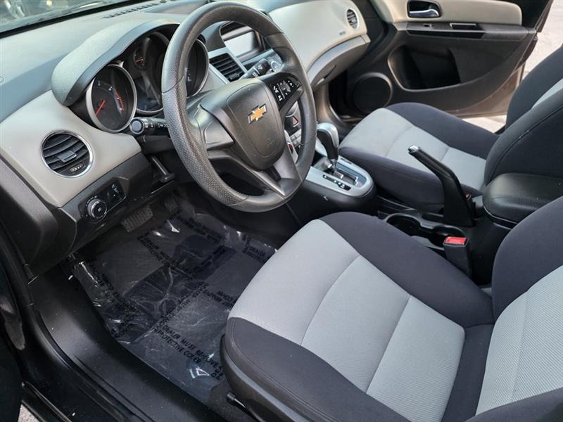 Chevrolet Cruze LS Auto 2014