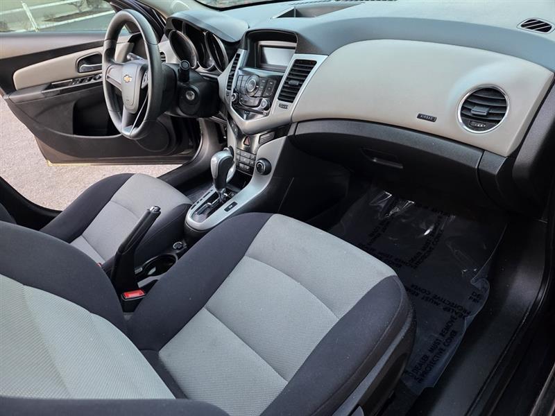 Chevrolet Cruze LS Auto 2014