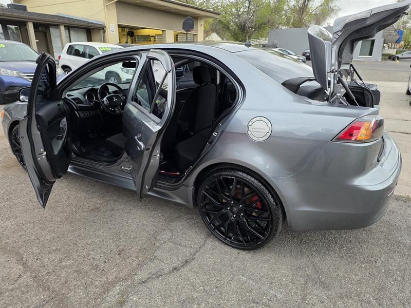 Mitsubishi Lancer GT 2012