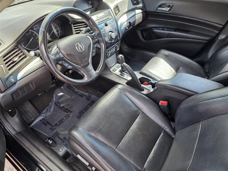 Acura ILX 5-Spd AT w/ Premium Package 2013