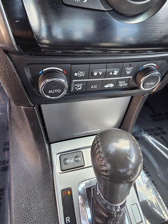 Acura ILX 5-Spd AT w/ Premium Package 2013