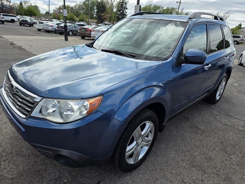 Subaru Forester 2.5X Premium 2010