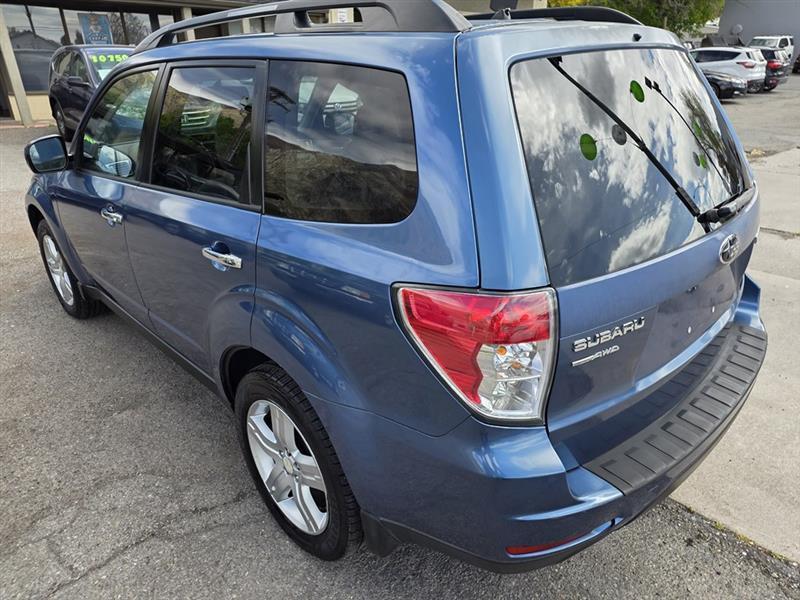 Subaru Forester 2.5X Premium 2010