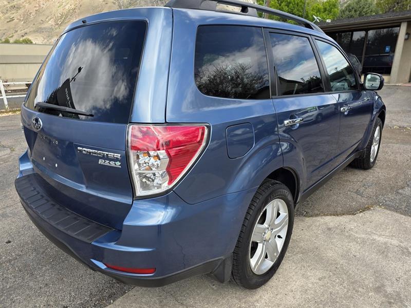 Subaru Forester 2.5X Premium 2010