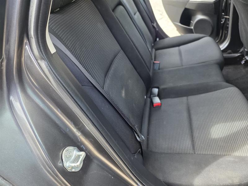 Mazda MAZDA3 I Touring 5-Door 2012