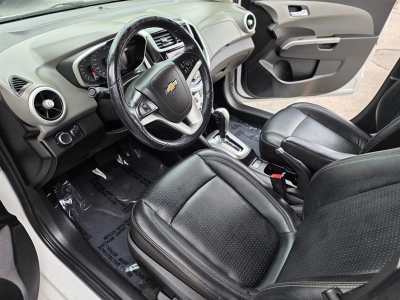 Chevrolet Sonic Premier Auto Sedan 2019