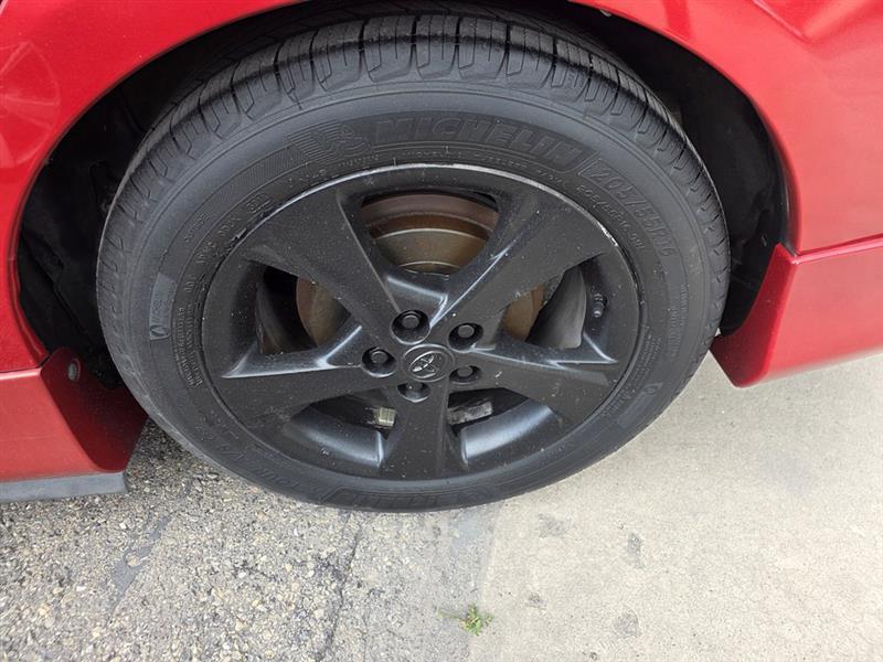 Toyota Corolla Base 5-Speed MT 2011