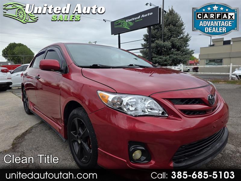 Toyota Corolla Base 5-Speed MT 2011