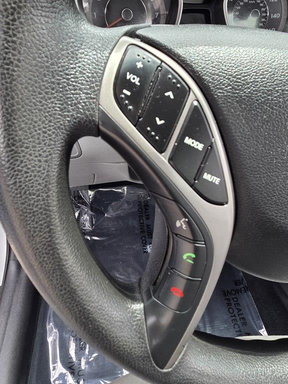Hyundai Elantra GLS M/T 2013
