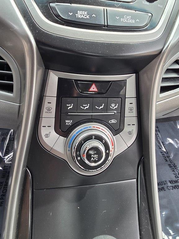 Hyundai Elantra GLS M/T 2013