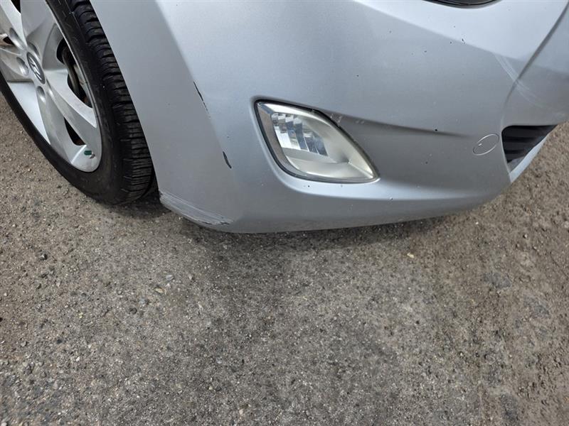 Hyundai Elantra GLS M/T 2013