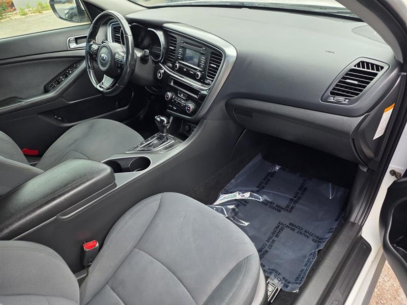 Kia Optima Hybrid LX 2016