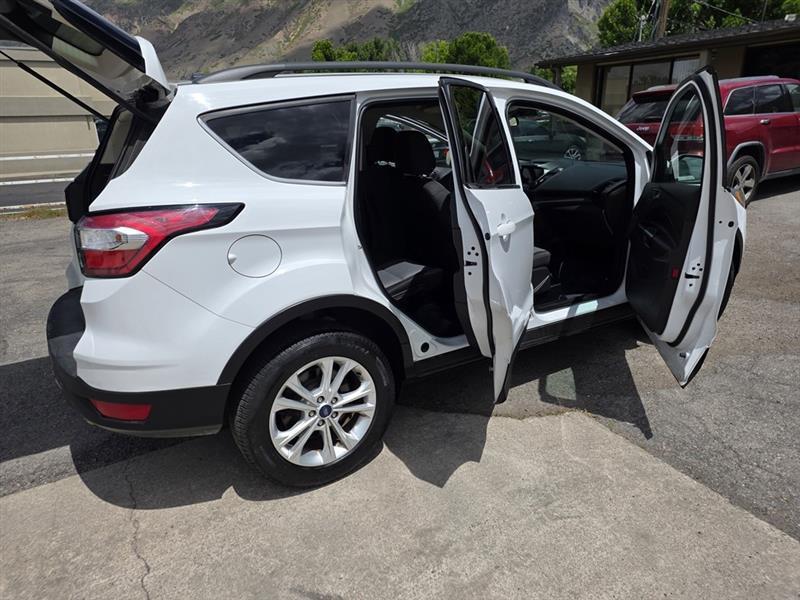 Ford Escape SE 4WD 2017