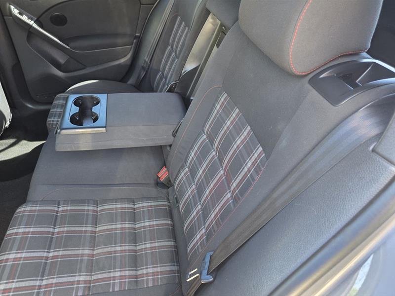 Volkswagen GTI 4-door 2013