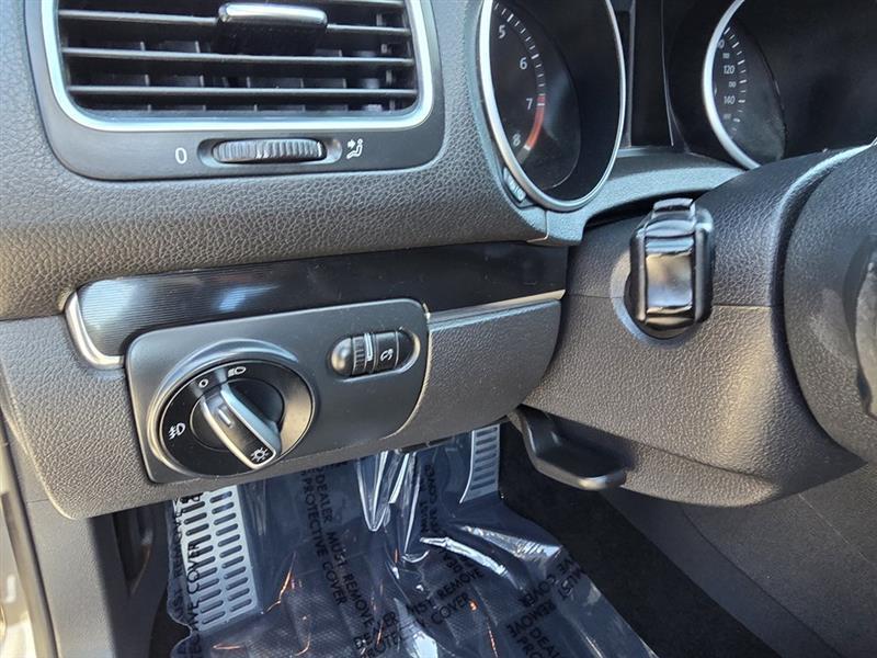 Volkswagen GTI 4-door 2013