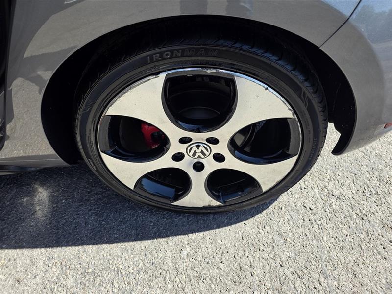 Volkswagen GTI 4-door 2013