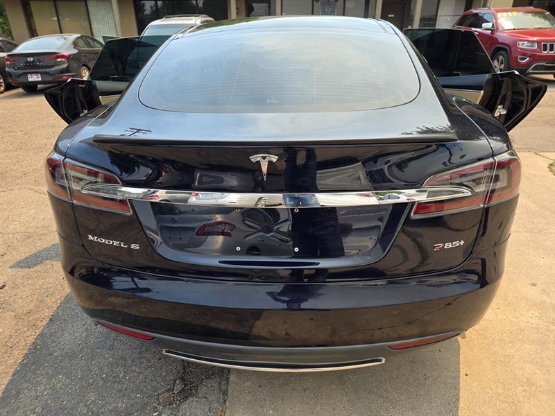 Tesla Model S Base 2014