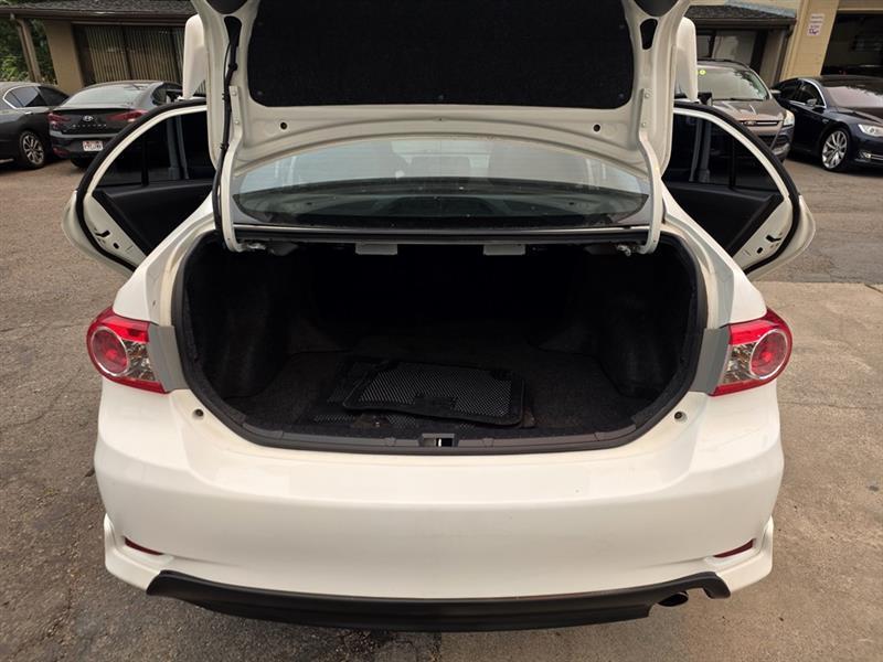 Toyota Corolla  2012