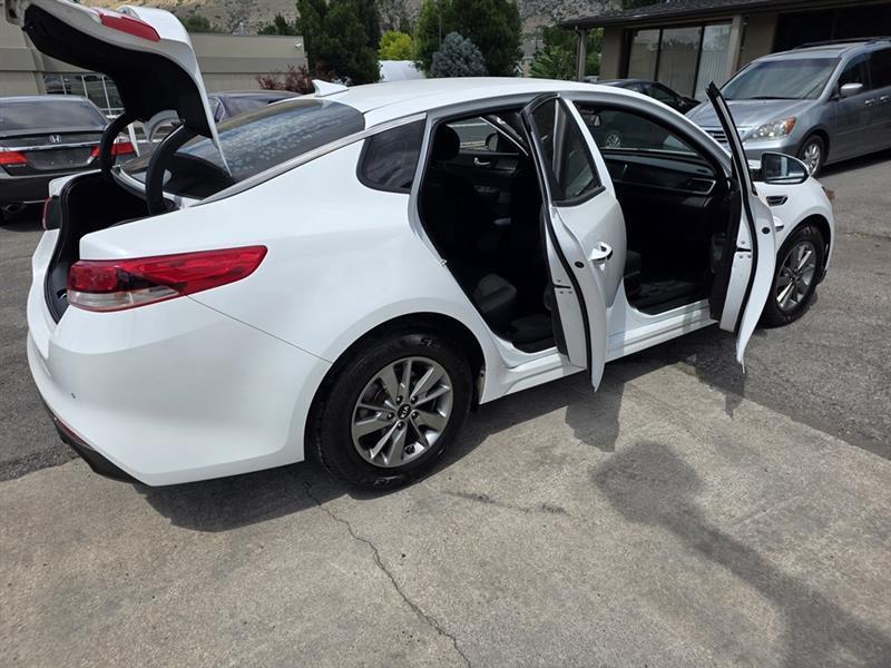 Kia Optima  2018