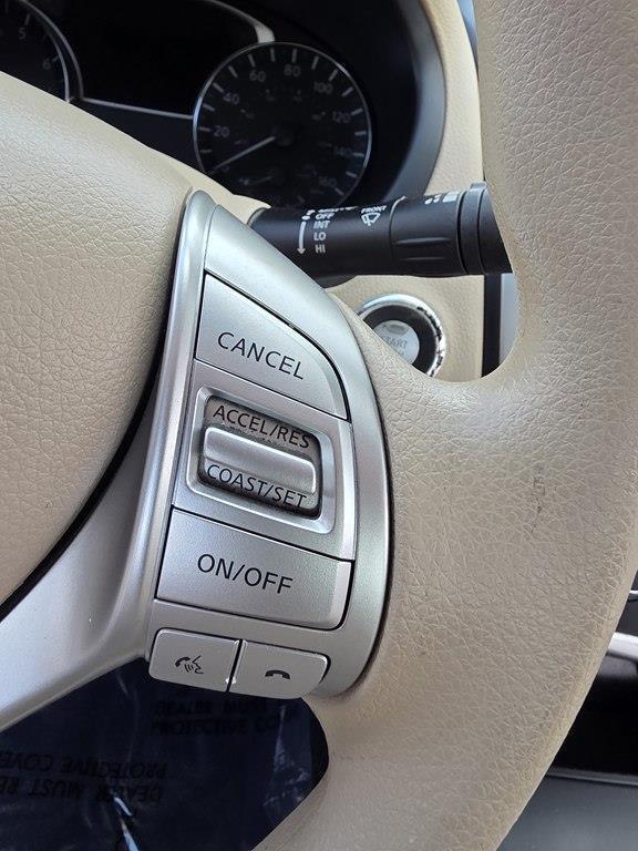 Nissan Altima  2016