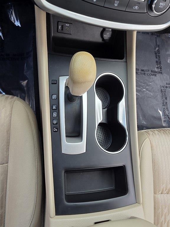 Nissan Altima  2016