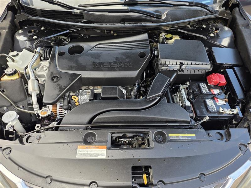 Nissan Altima  2016