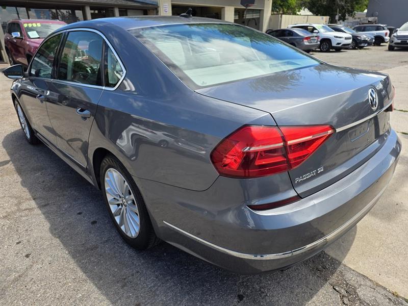 Volkswagen Passat  2016