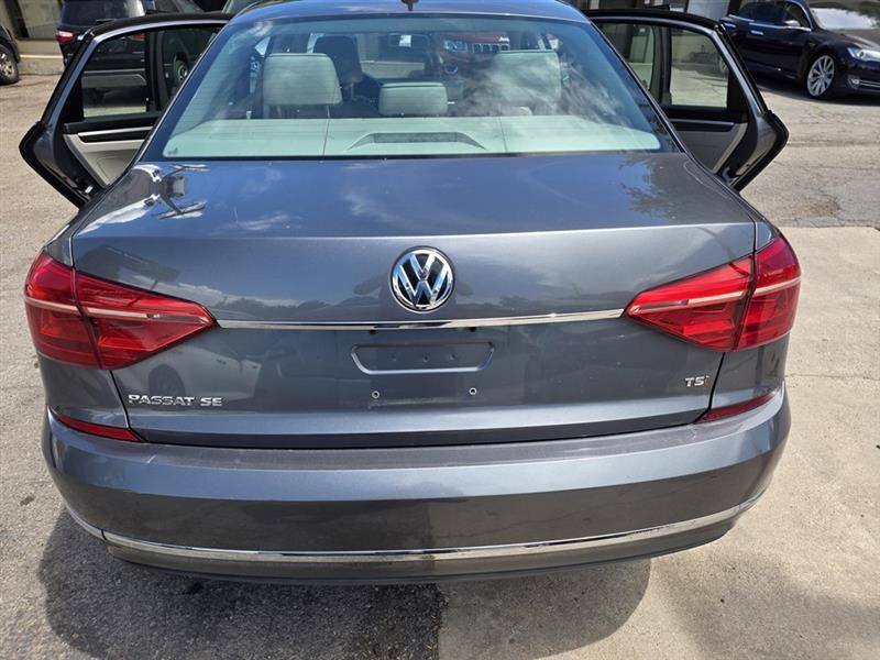Volkswagen Passat  2016