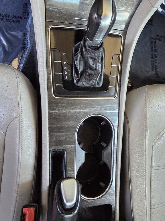 Volkswagen Passat  2016