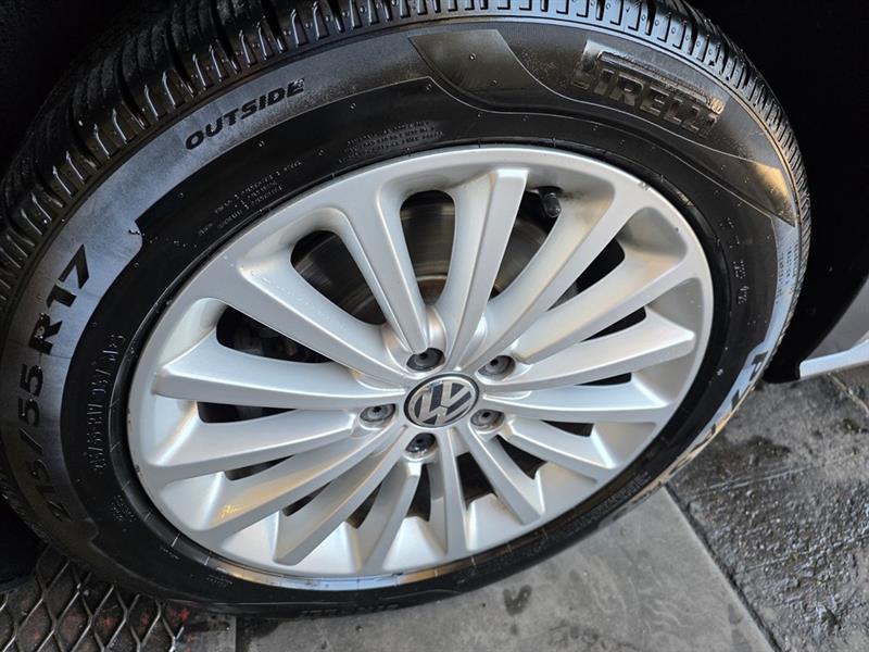 Volkswagen Passat  2016