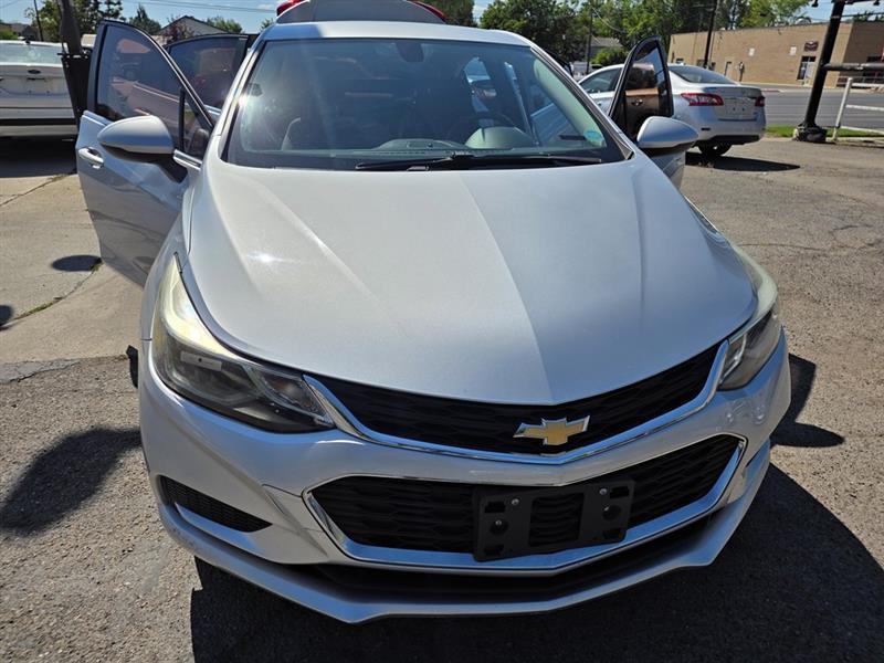 Chevrolet Cruze  2018